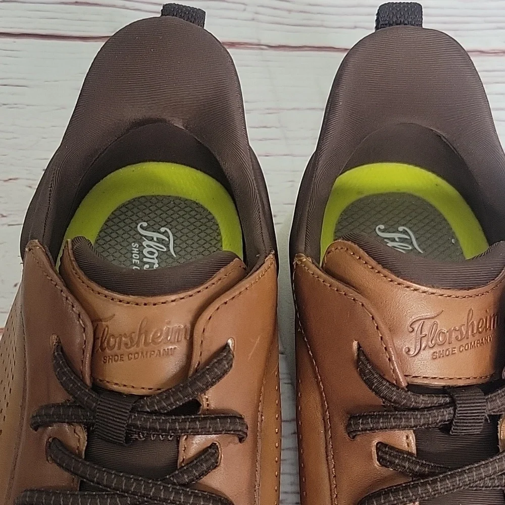 Florsheim Fleet Brown Leather Men's Sneakers Size 12W